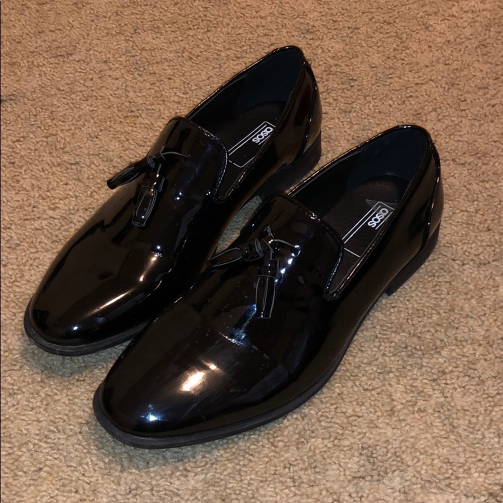 ASOS tasseled men’s Loafers/dress shoes